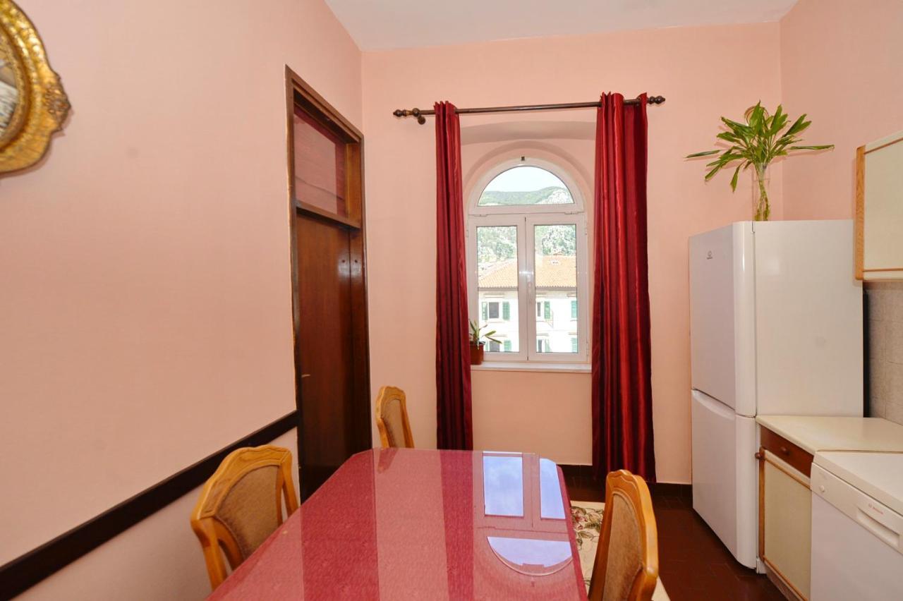 City View Apartment Kotor Exterior photo
